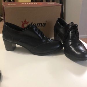 Oxford women’s shoes